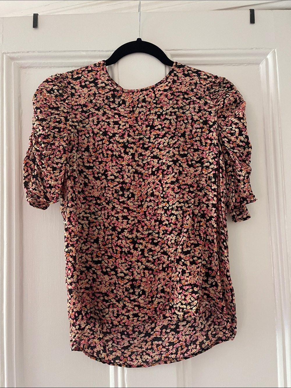 H&M Floral Ruched Sleeve Top